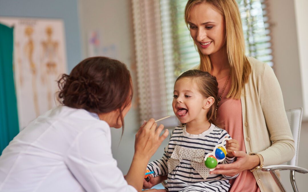 Navigating Allergy Season: What’s the Difference Between a Cold and Allergies?